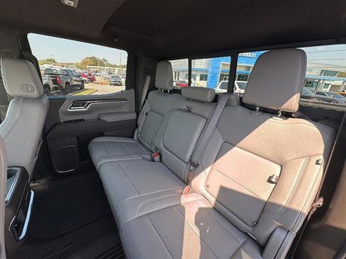 New 2026 Chevrolet Silverado 1500 LTZ w/ LTZ Premium Package AWD/4WD image 13