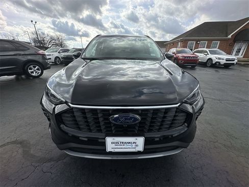 Used 2024 Ford Escape Platinum w/ Class II Trailer Tow Package image 27