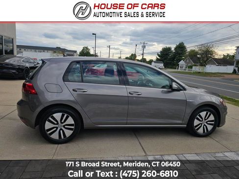 Used 2016 Volkswagen e-Golf SE image 3
