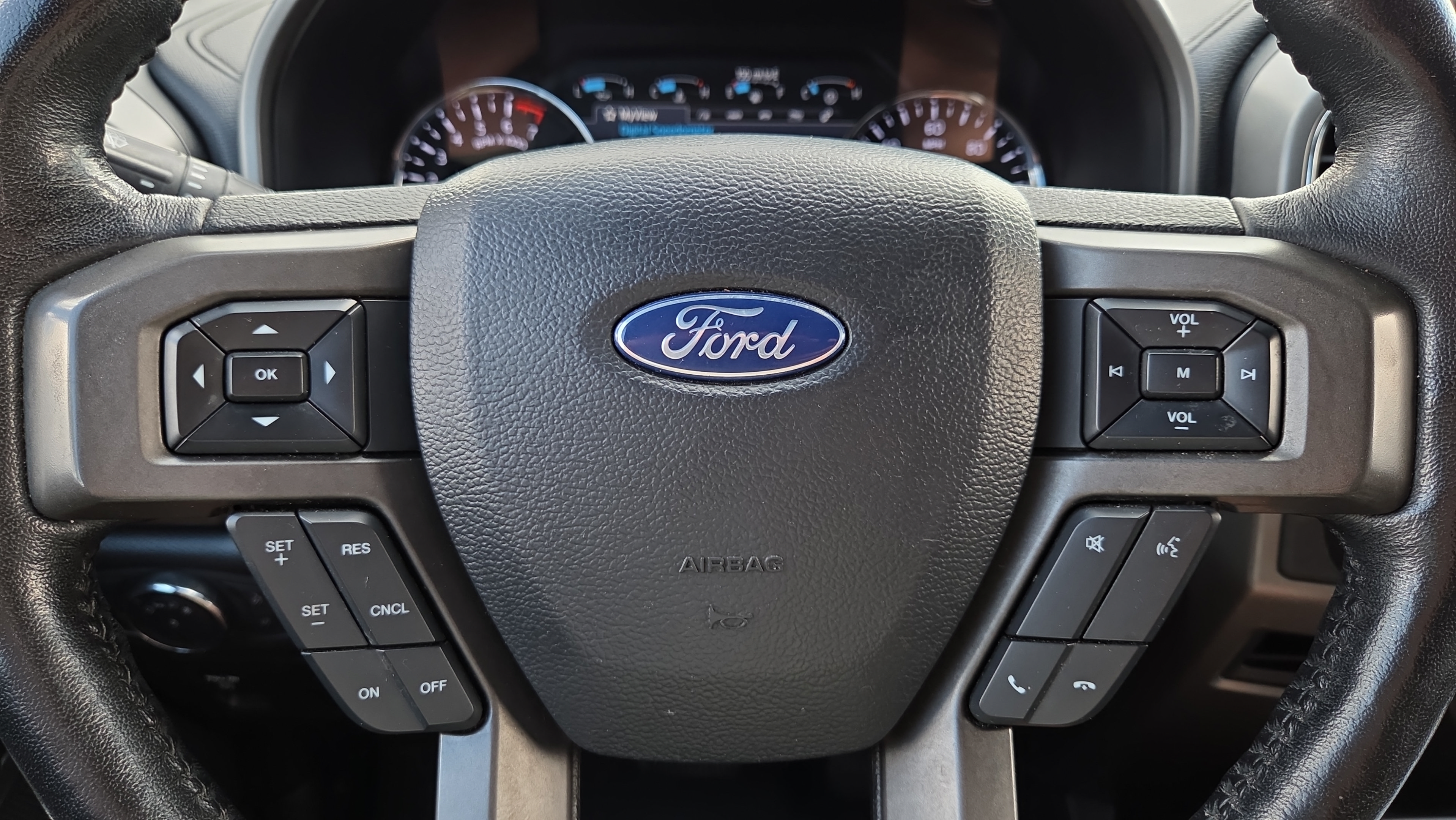 Used 2021 Ford Expedition Max XLT RWD image 32