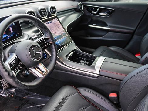 Used 2024 Mercedes-Benz C 43 AMG 4MATIC Sedan image 18