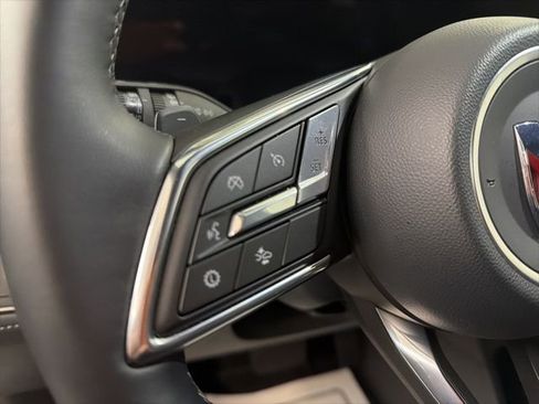 Used 2025 Buick Enclave Preferred image 19