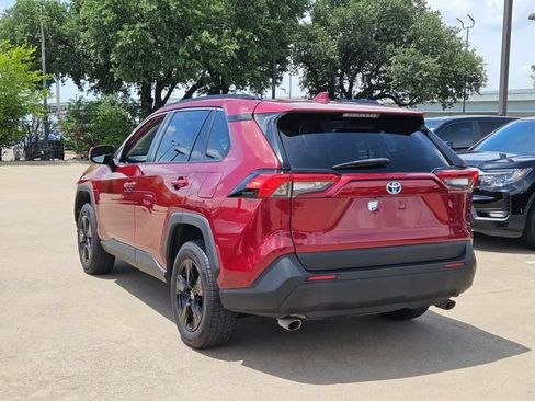 Used 2022 Toyota RAV4 XLE w/ Convenience Package AWD/4WD image 7