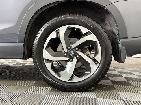 Used 2023 Subaru Outback Premium AWD/4WD image 10