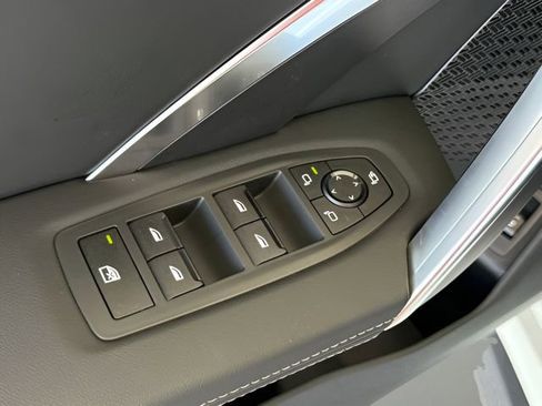 Used 2026 BMW X1 xDrive28i w/ Technology Package image 15