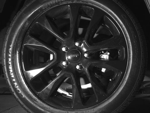 Used 2022 Jeep Grand Cherokee Laredo X AWD/4WD image 12