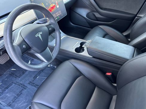 Used 2022 Tesla Model 3 RWD image 11