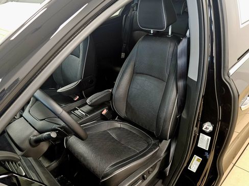 Used 2023 Honda Odyssey Elite image 37