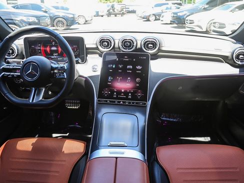 Used 2023 Mercedes-Benz C 300 Sedan image 10