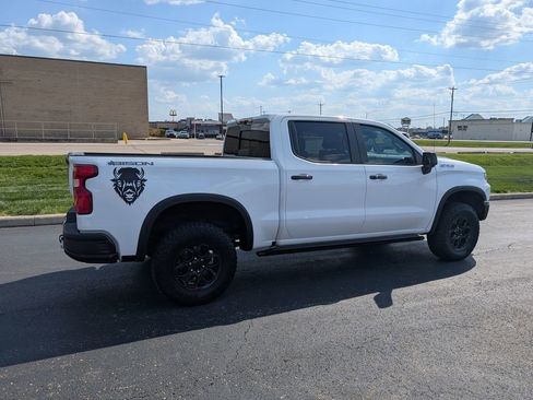 Used 2023 Chevrolet Silverado 1500 ZR2 w/ ZR2 Bison Edition AWD/4WD image 9
