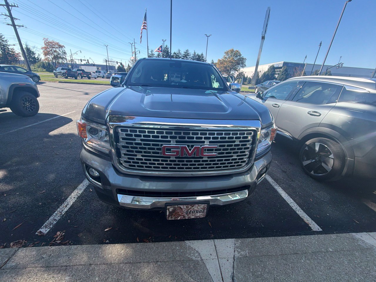 Used 2020 GMC Canyon Denali AWD/4WD image 2