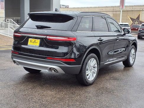 New 2026 Lincoln Corsair Premiere FWD image 2