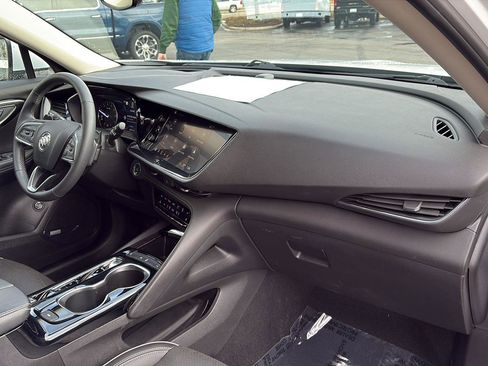 Used 2022 Buick Envision Essence w/ Technology Package I image 23