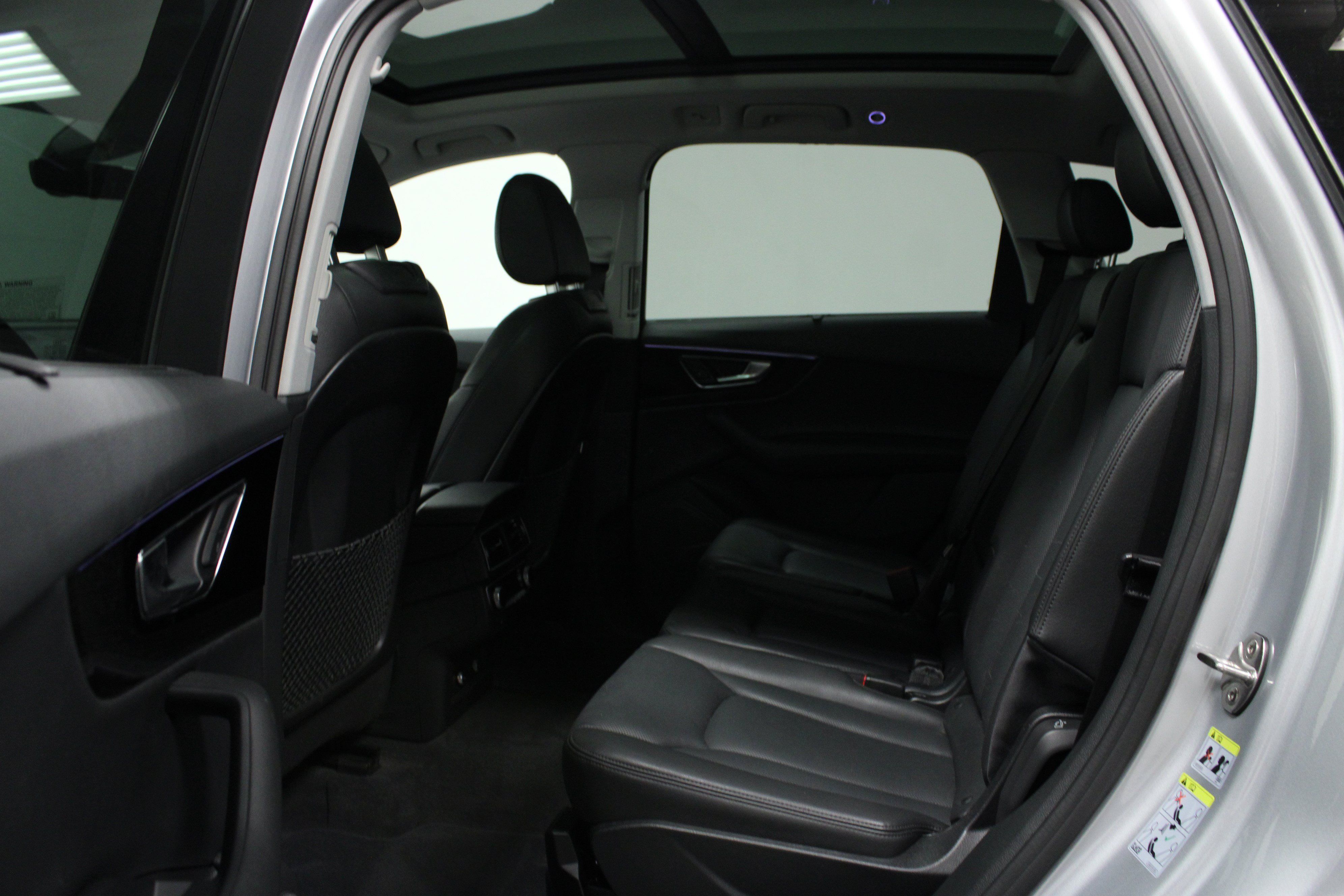 Used 2019 Audi Q7 3.0T Prestige AWD/4WD image 13