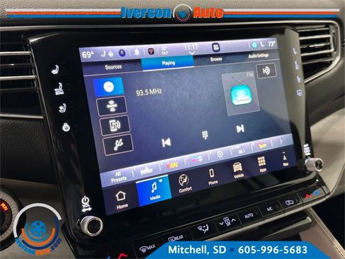 New 2026 Jeep Grand Wagoneer L 4WD image 18