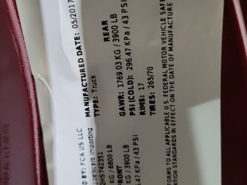 Used 2017 RAM 1500 ST w/ SXT Appearance Group image 37