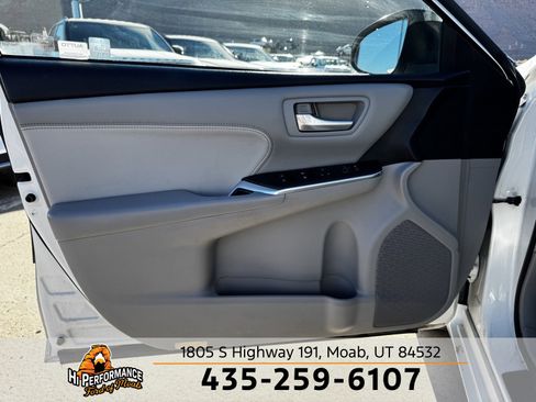 Used 2016 Toyota Camry XLE image 15