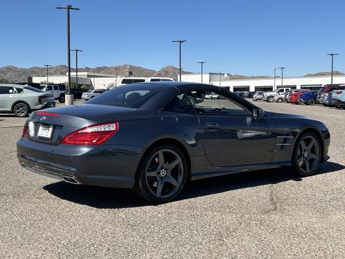Used 2013 Mercedes-Benz SL 550 image 5