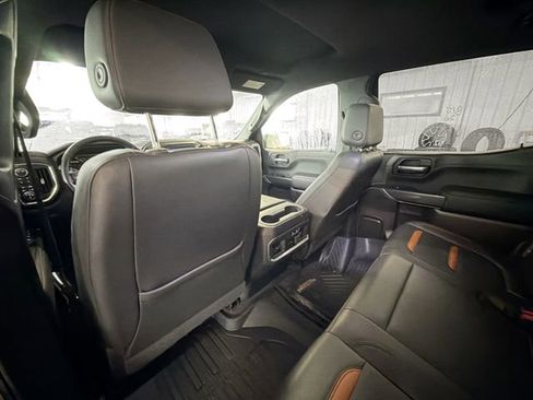 Used 2020 GMC Sierra 1500 AT4 w/ AT4 Preferred Package image 9