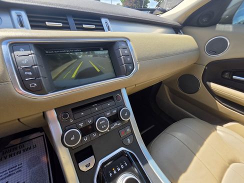 Used 2016 Land Rover Range Rover Evoque SE Premium AWD/4WD image 15