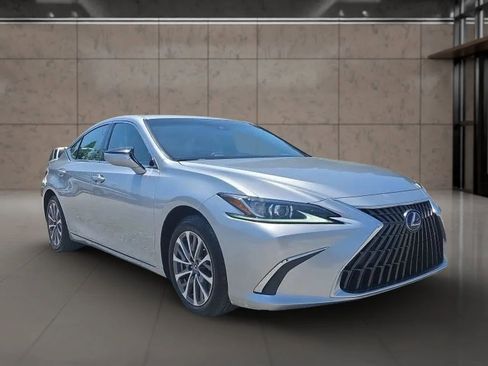 Used 2022 Lexus ES 300h w/ Premium Package FWD image 3