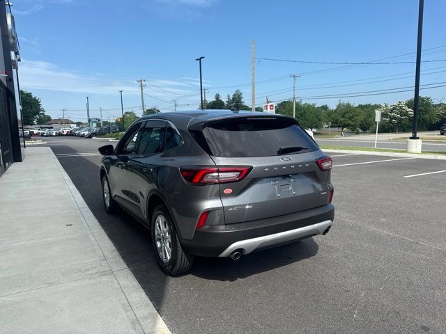 Used 2024 Ford Escape Active AWD/4WD image 5