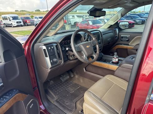 Used 2016 Chevrolet Silverado 1500 LTZ w/ Texas Edition RWD image 20
