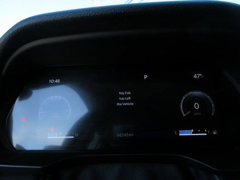 Used 2023 Jeep Grand Cherokee Limited w/ Black Appearance Package image 17