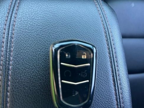 Used 2019 Cadillac XT4 Sport w/ Driver Awareness Package FWD image 22