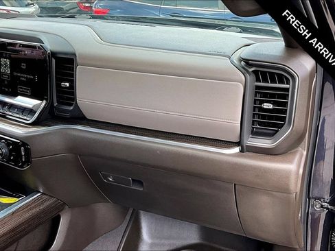 Used 2024 Chevrolet Silverado 1500 RST w/ Convenience Package II AWD/4WD image 26