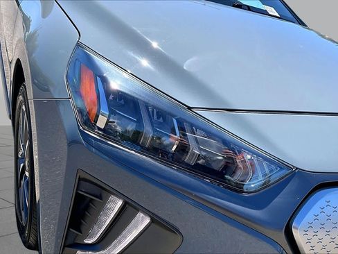 Used 2021 Hyundai Ioniq Limited FWD image 27