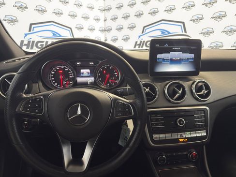 Used 2019 Mercedes-Benz GLA 250 4MATIC image 28