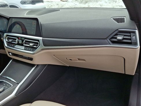 Used 2022 BMW M340i xDrive image 12