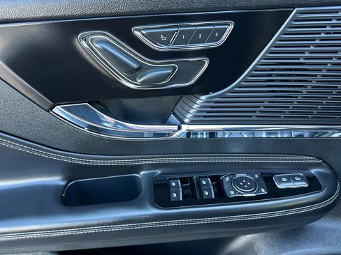 Certified 2021 Lincoln Corsair AWD w/ Towing Package I image 10