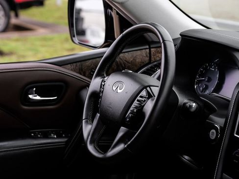 Used 2022 INFINITI QX80 Premium Select w/ Cargo Package image 12