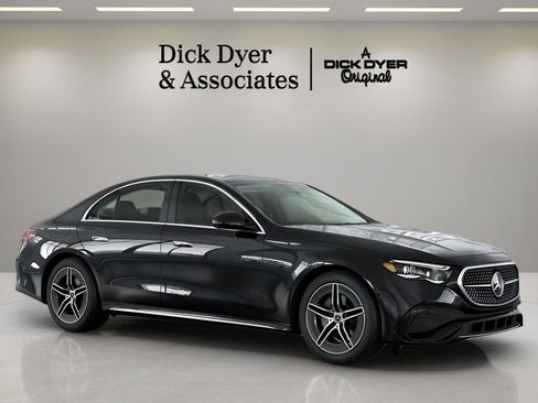 Used 2026 Mercedes-Benz E 350 Sedan image 5