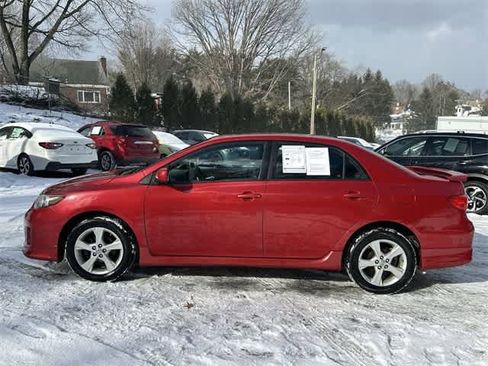 Used 2011 Toyota Corolla S image 2
