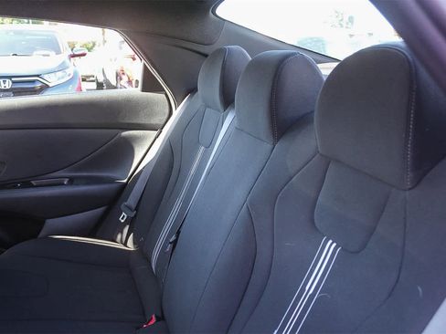 Certified 2025 Hyundai Elantra Sport w/ Cargo Package image 23