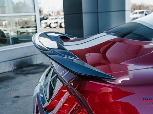 Certified 2022 Ford Mustang Shelby GT500 w/ Technology Package image 9