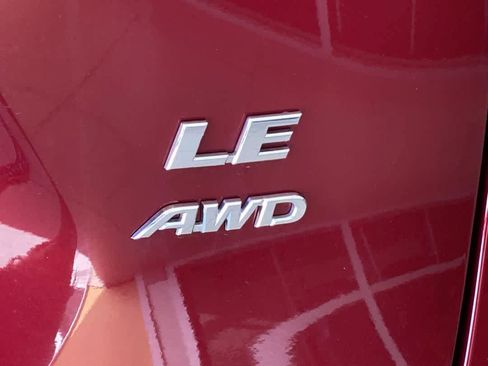 Used 2024 Toyota RAV4 LE AWD/4WD image 11