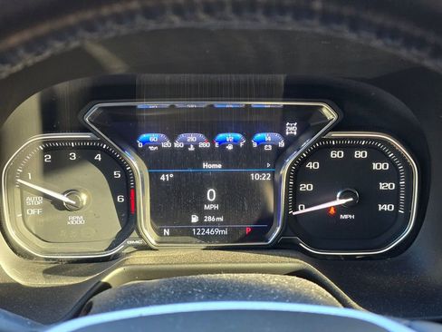 Used 2021 GMC Yukon SLT image 4