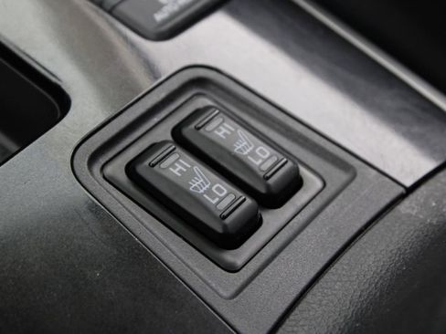 Used 2019 Mitsubishi Outlander SE image 22