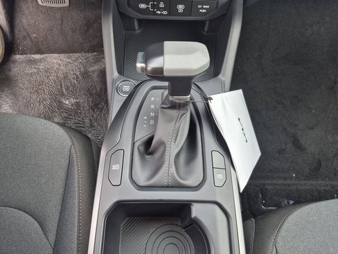 New 2026 Kia K4 FWD image 9