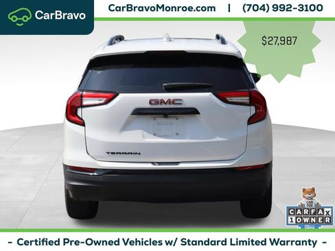 Certified 2024 GMC Terrain SLT w/ Infotainment Package II FWD image 5