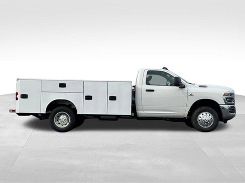 New 2026 RAM 3500 Tradesman w/ Chrome Appearance Group AWD/4WD image 8
