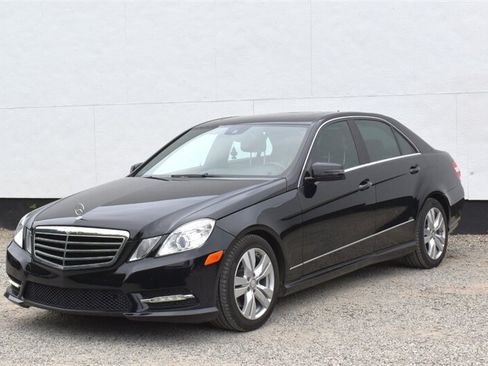 Used 2013 Mercedes-Benz E 350 BlueTEC Sedan image 8