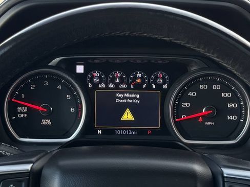 Used 2021 Chevrolet Tahoe Premier w/ Premium Package RWD image 19