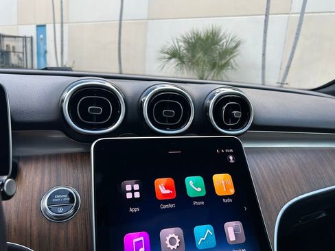 Used 2025 Mercedes-Benz C 300 Sedan image 27