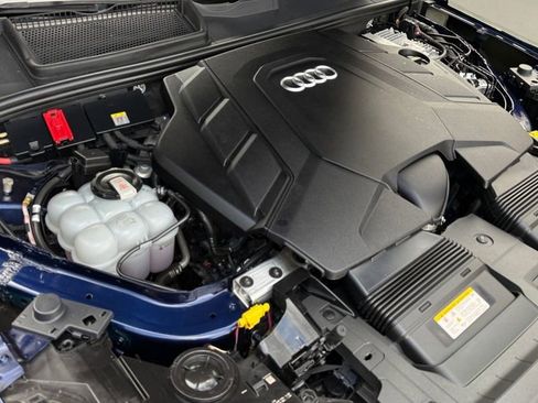 Used 2022 Audi Q7 3.0T Premium w/ Convenience Package image 30