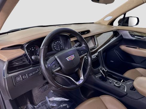 Used 2020 Cadillac XT6 Premium Luxury w/ Platinum Package image 26